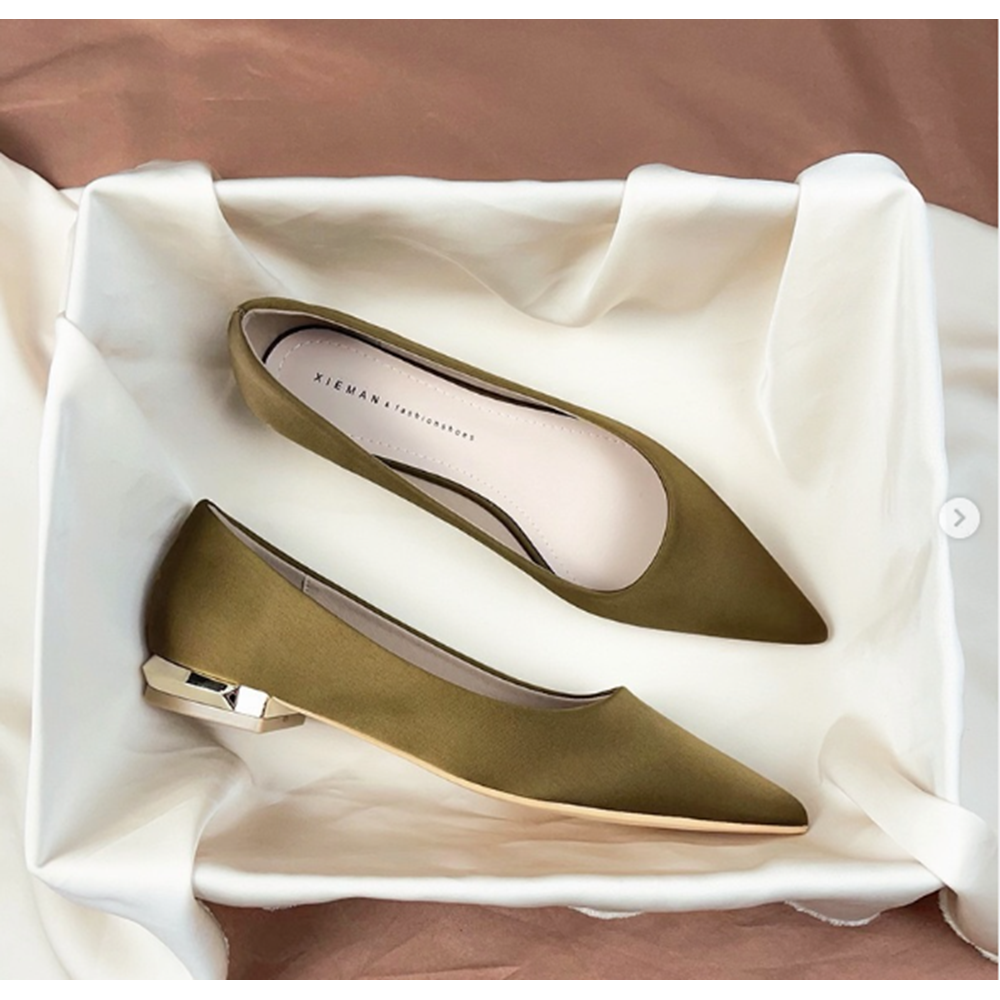 Cami Womens Flat Shoes